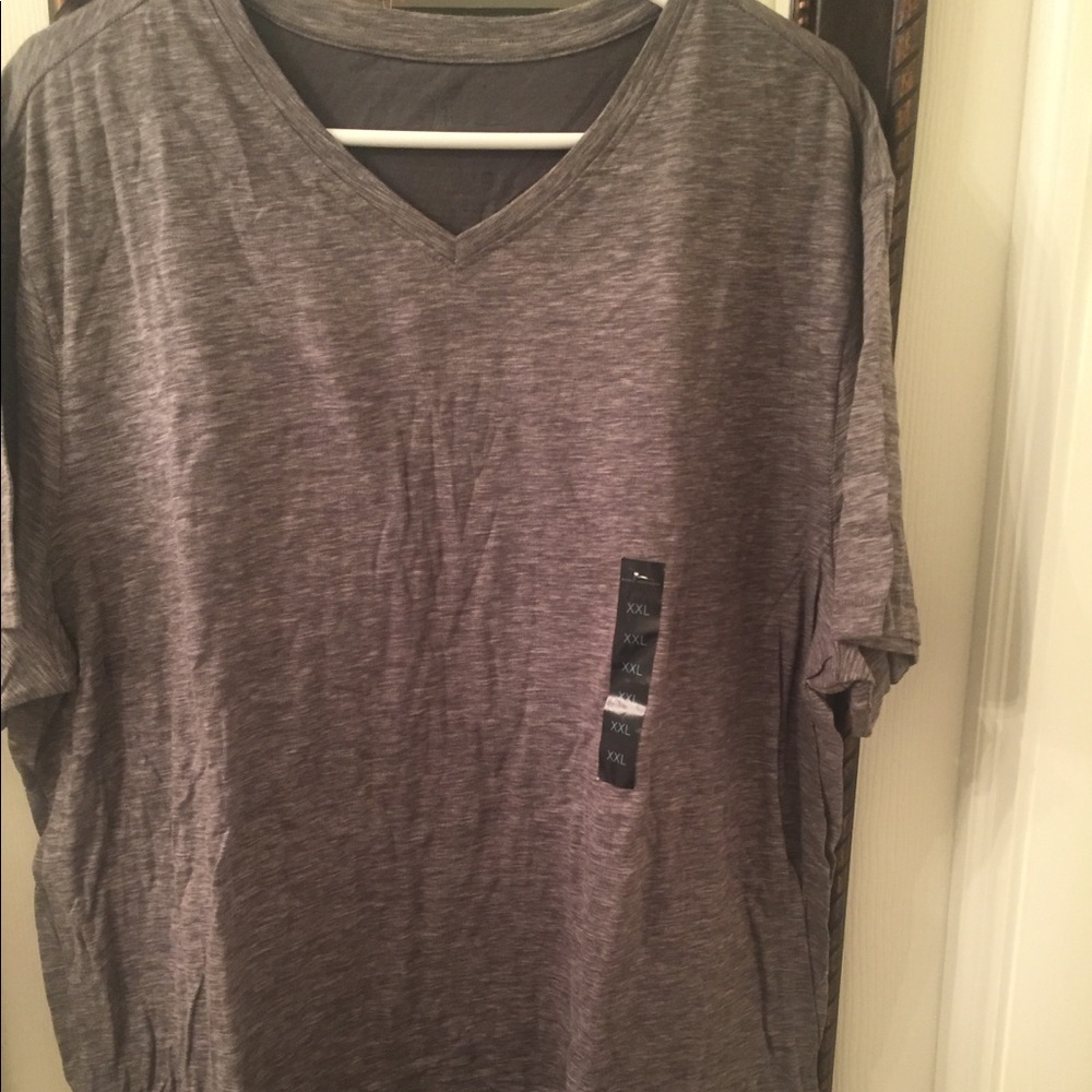 Marc Anthony men’s v-neck